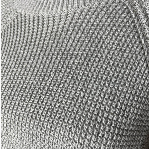 Michael Kors Women's Tunic Sweater Size M in Gray Hi-Lo Long Sleeve - Picture 2 of 6